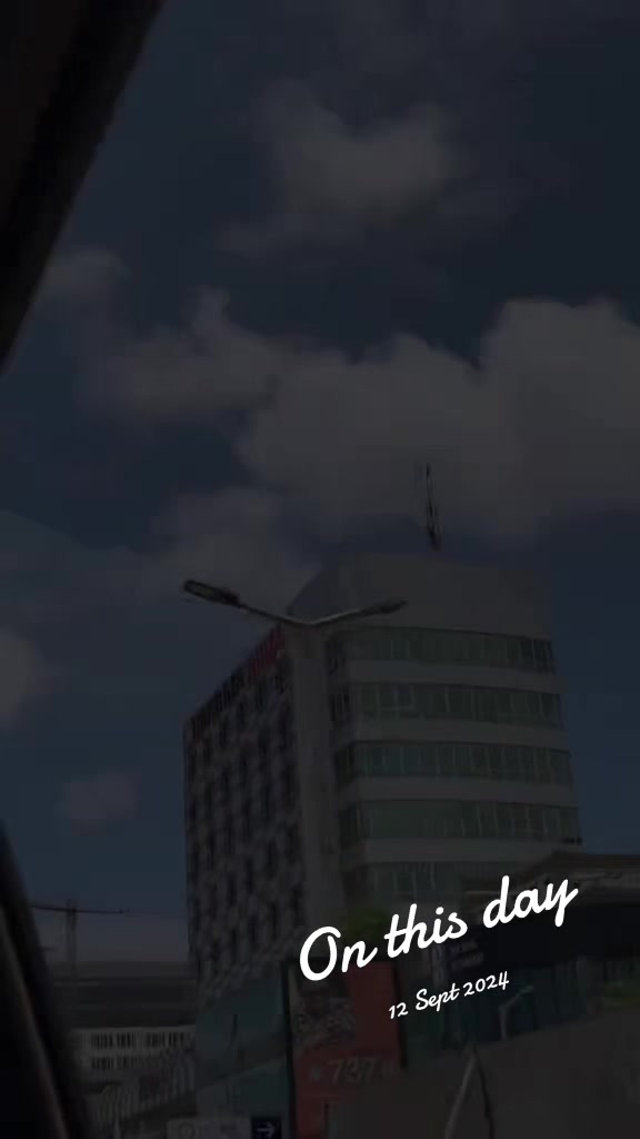 @M U N C A V E