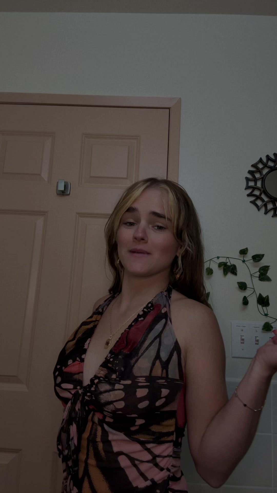 @shesjustvibin02