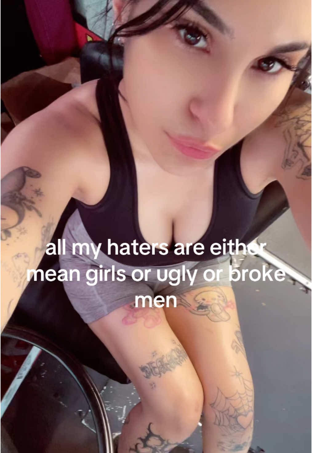 @veronica 🕷️