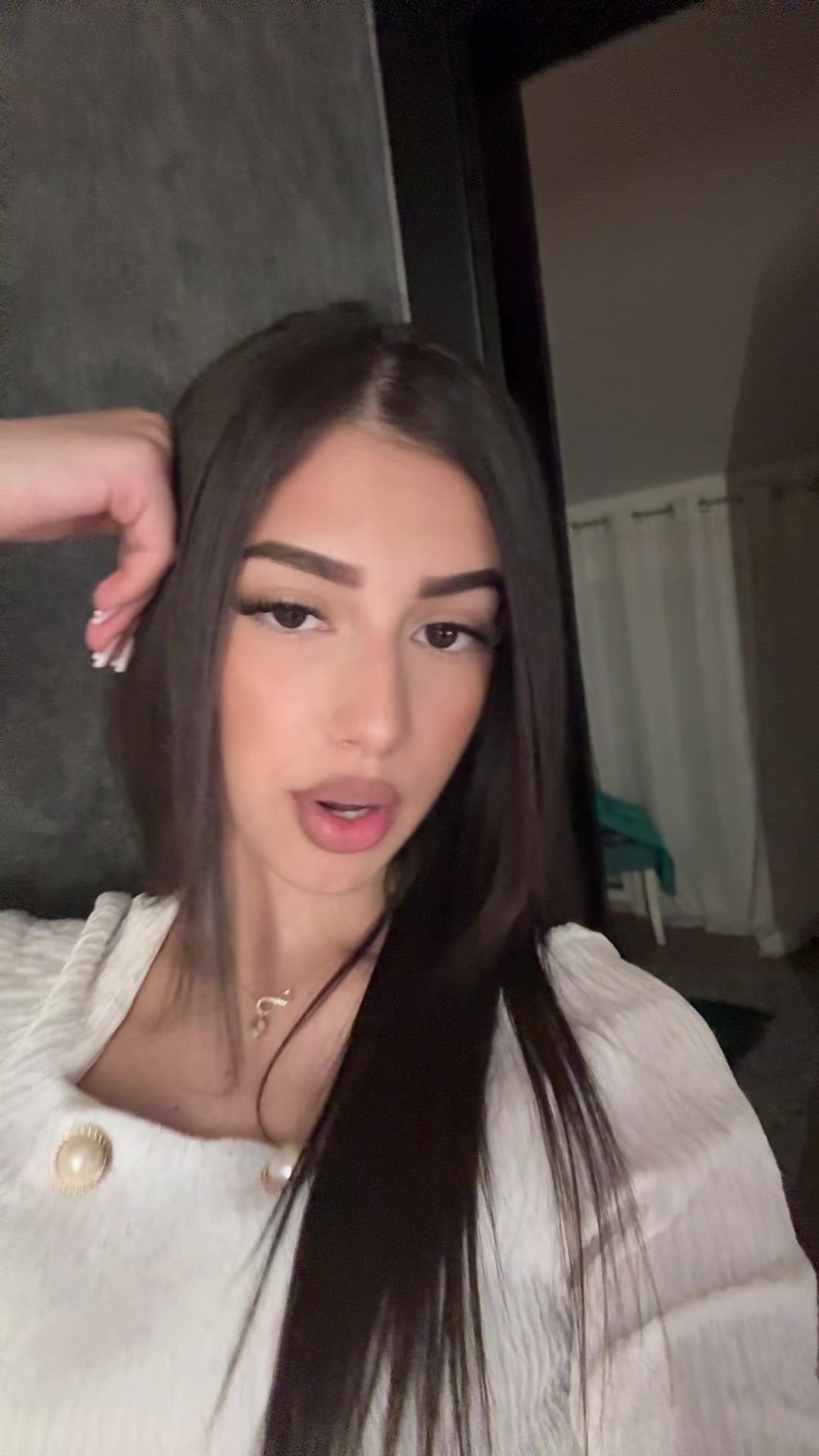 @𝐧