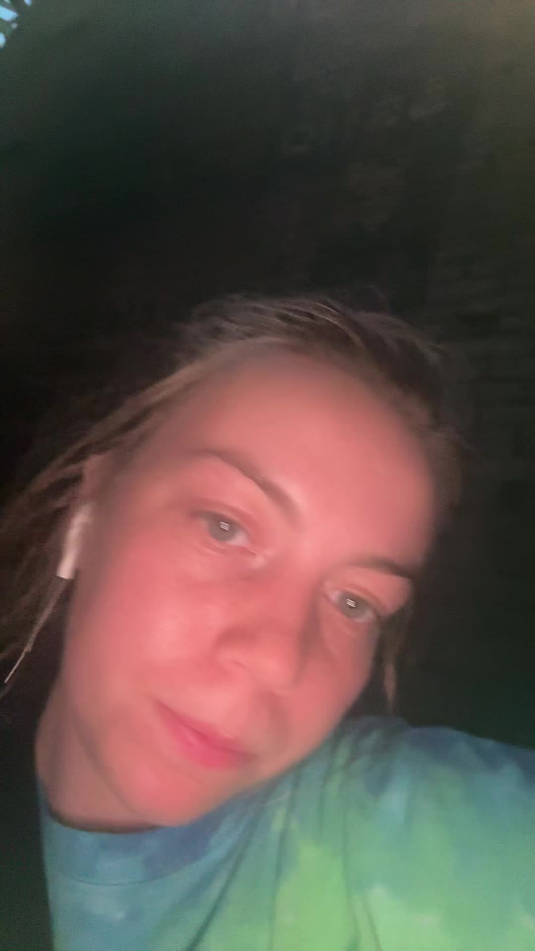 @Lari