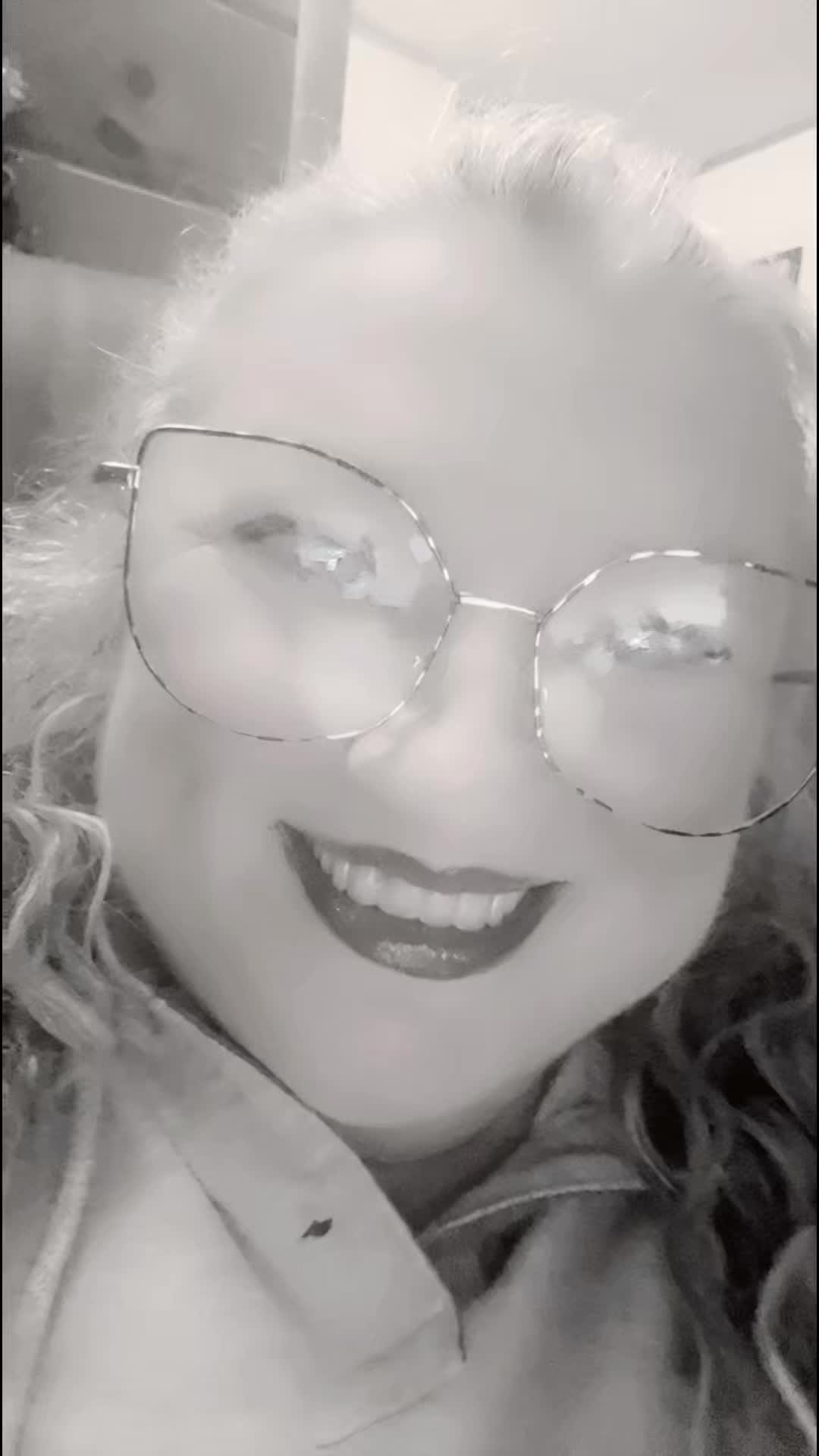 @Trishblingqueen56@