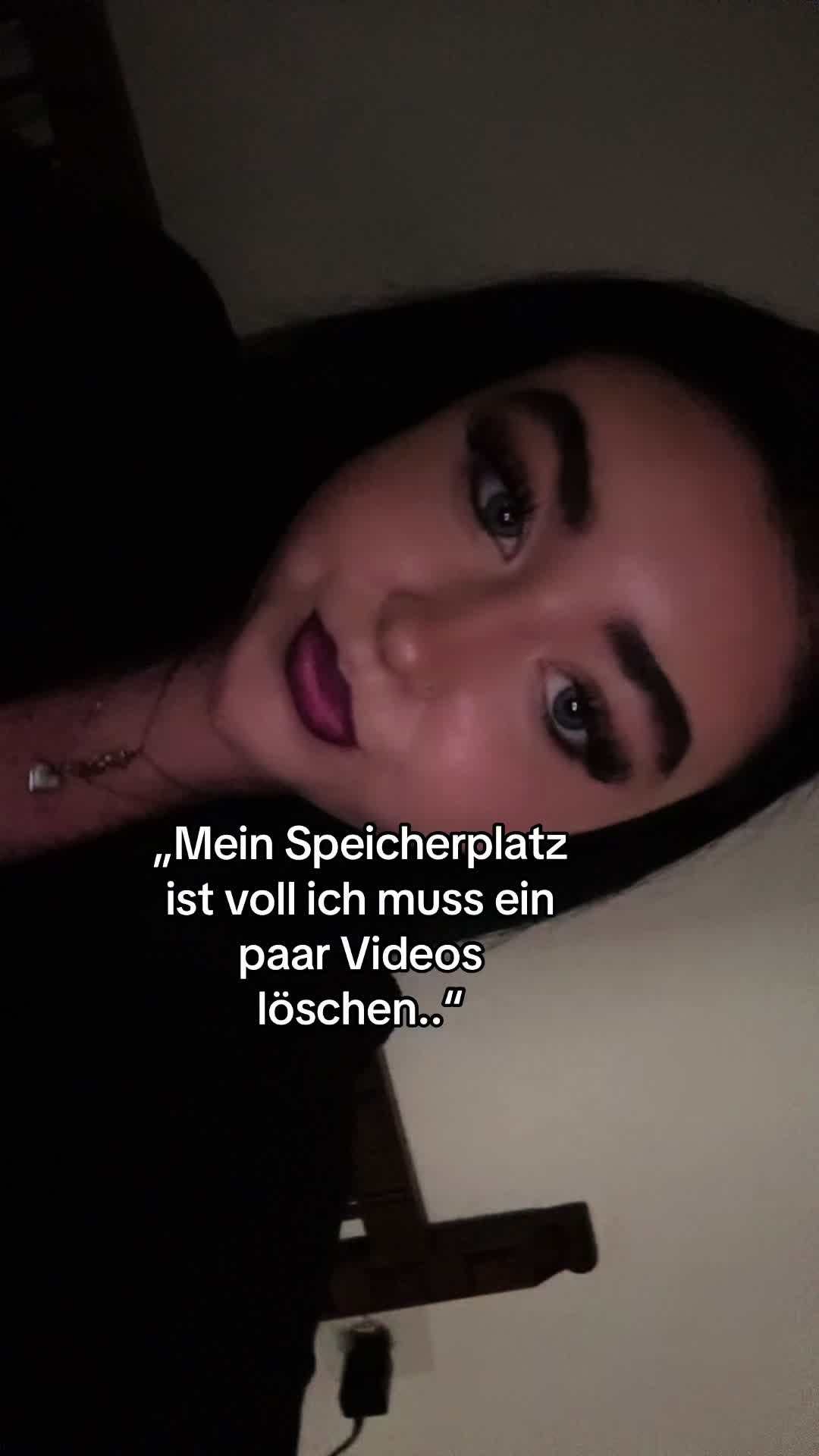 @Lena🕴️