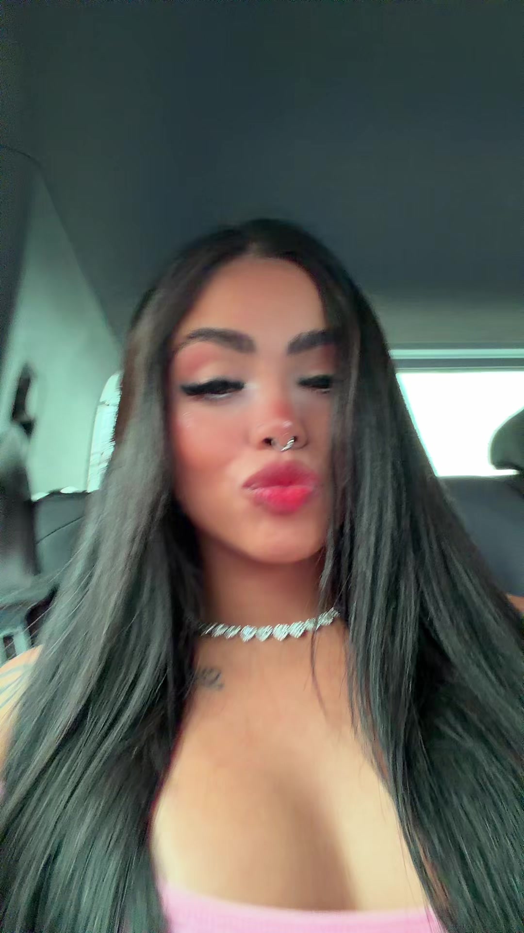 @indiaazinha083