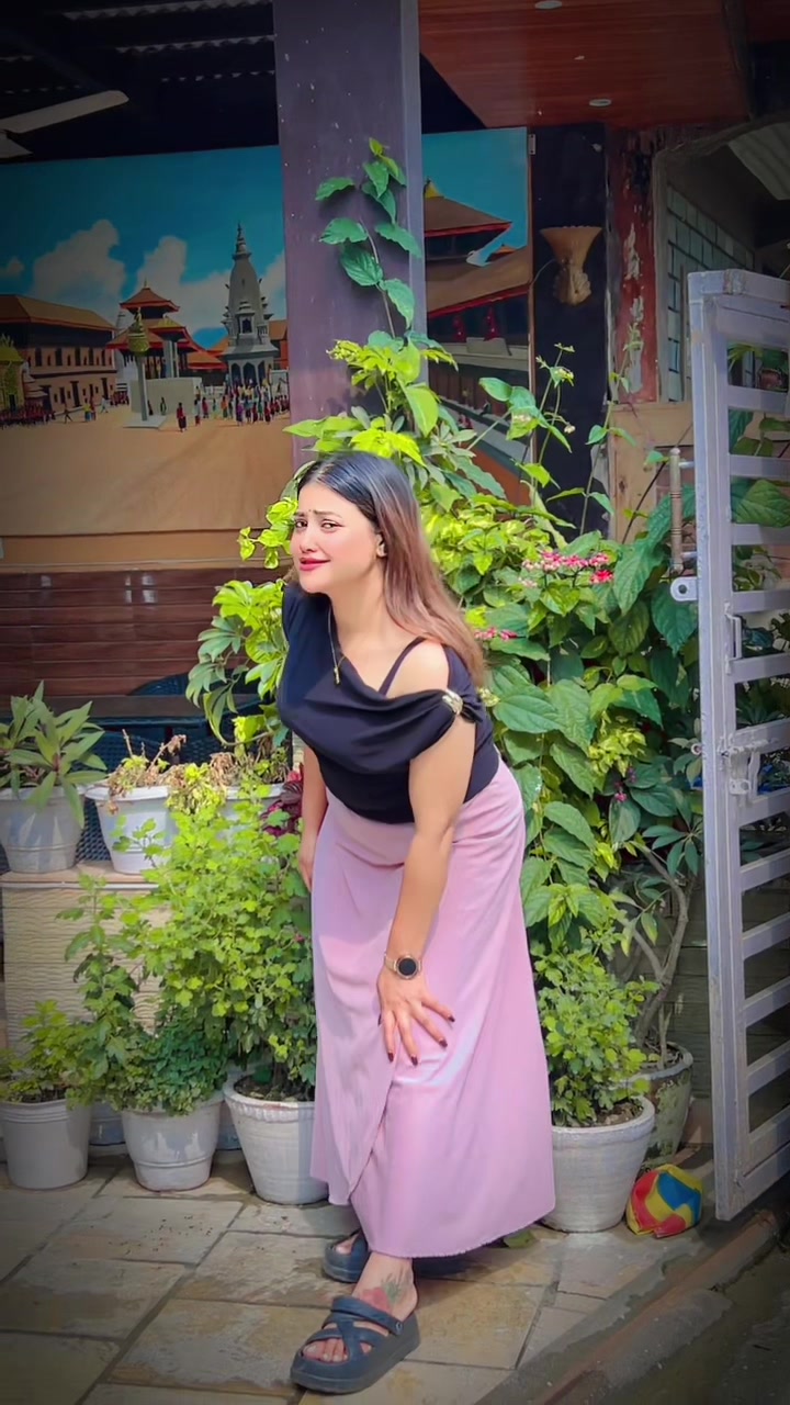 @Tika jaisi 🧿 राधे राधे 🦚🙏