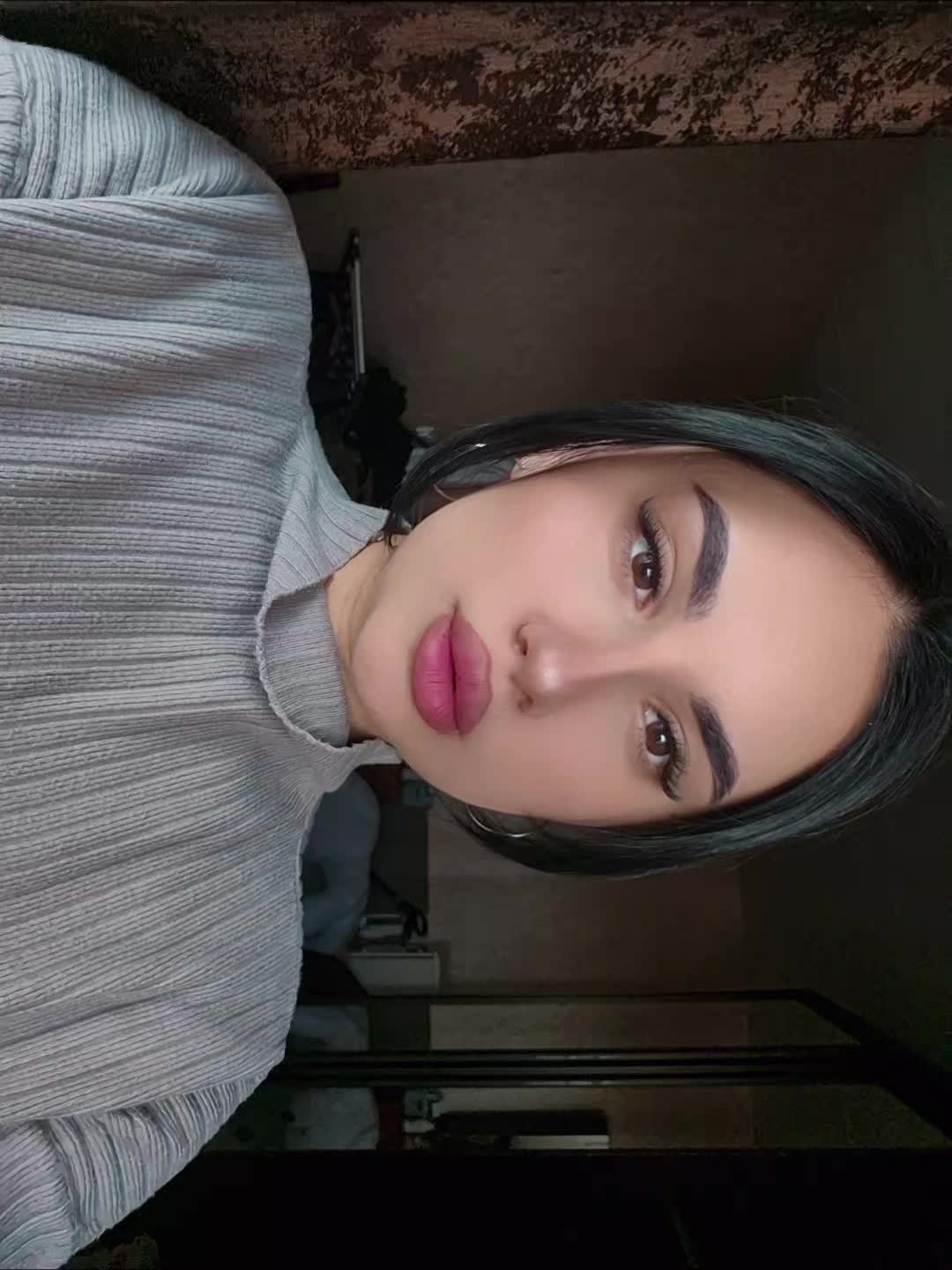 @лаура_ciuguryan