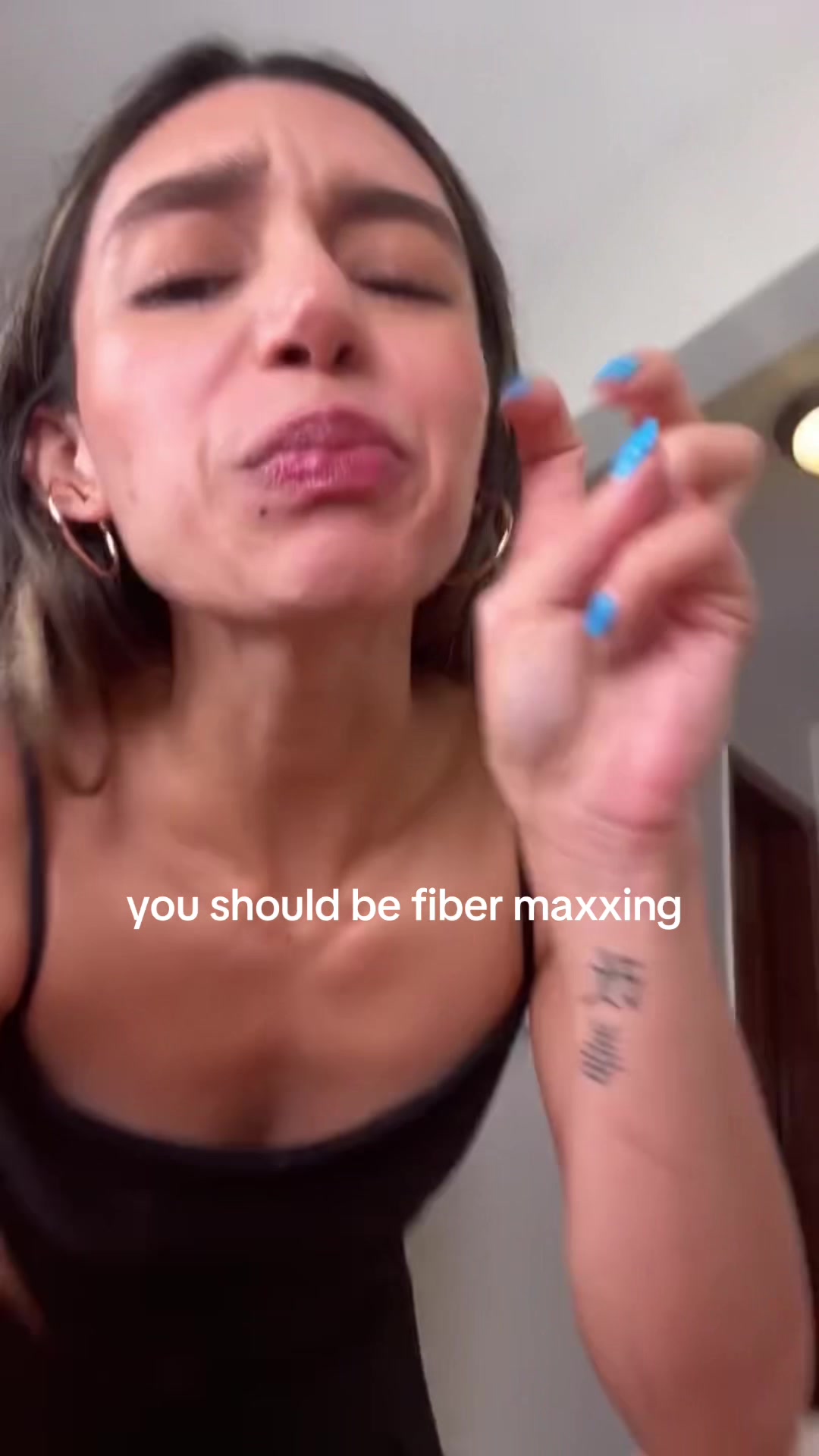 @Bella