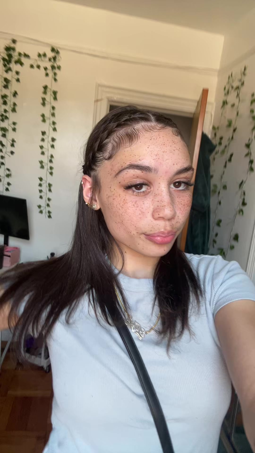 @elinn 🧿