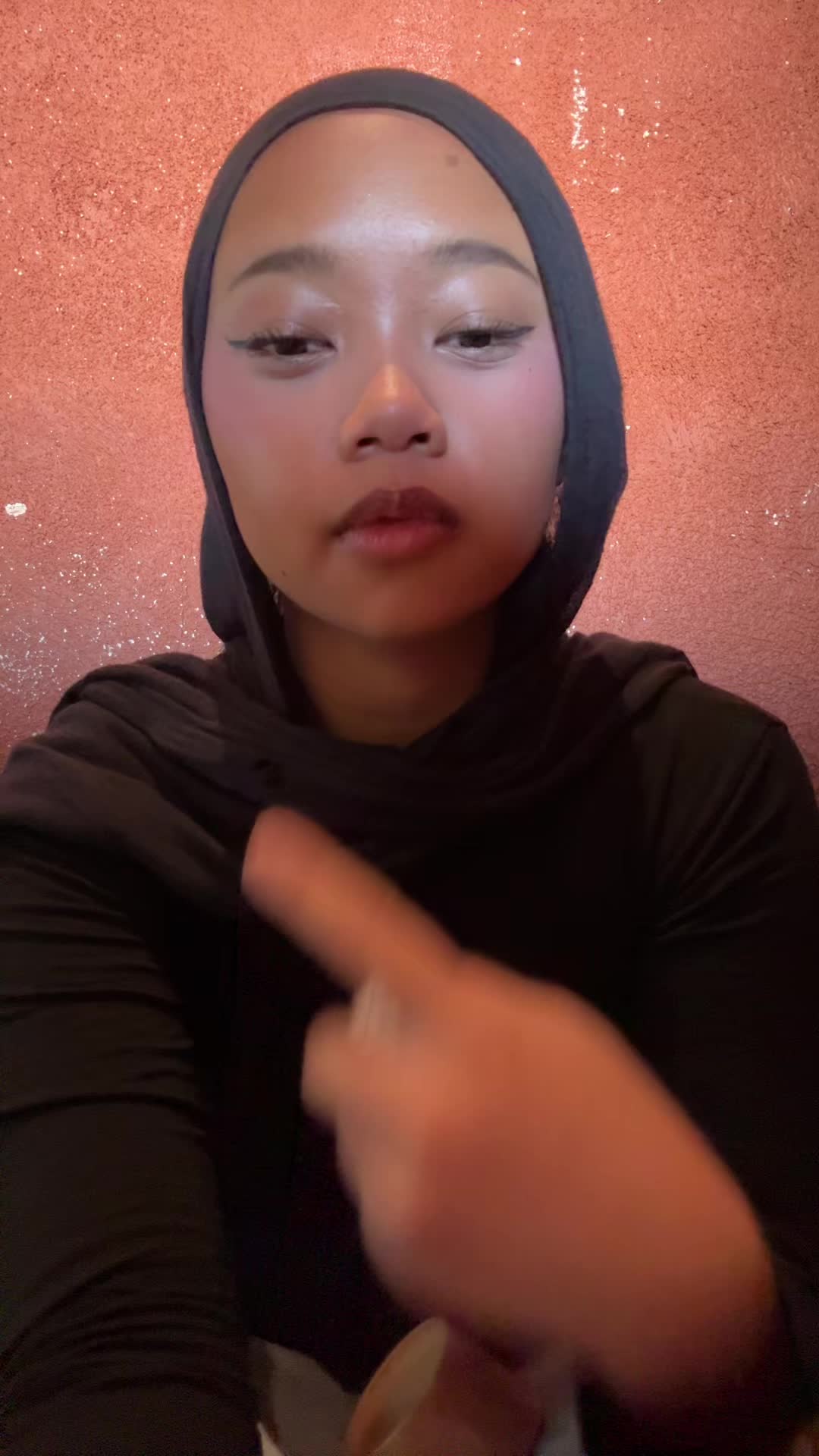 @claudia ﾒ𝟶