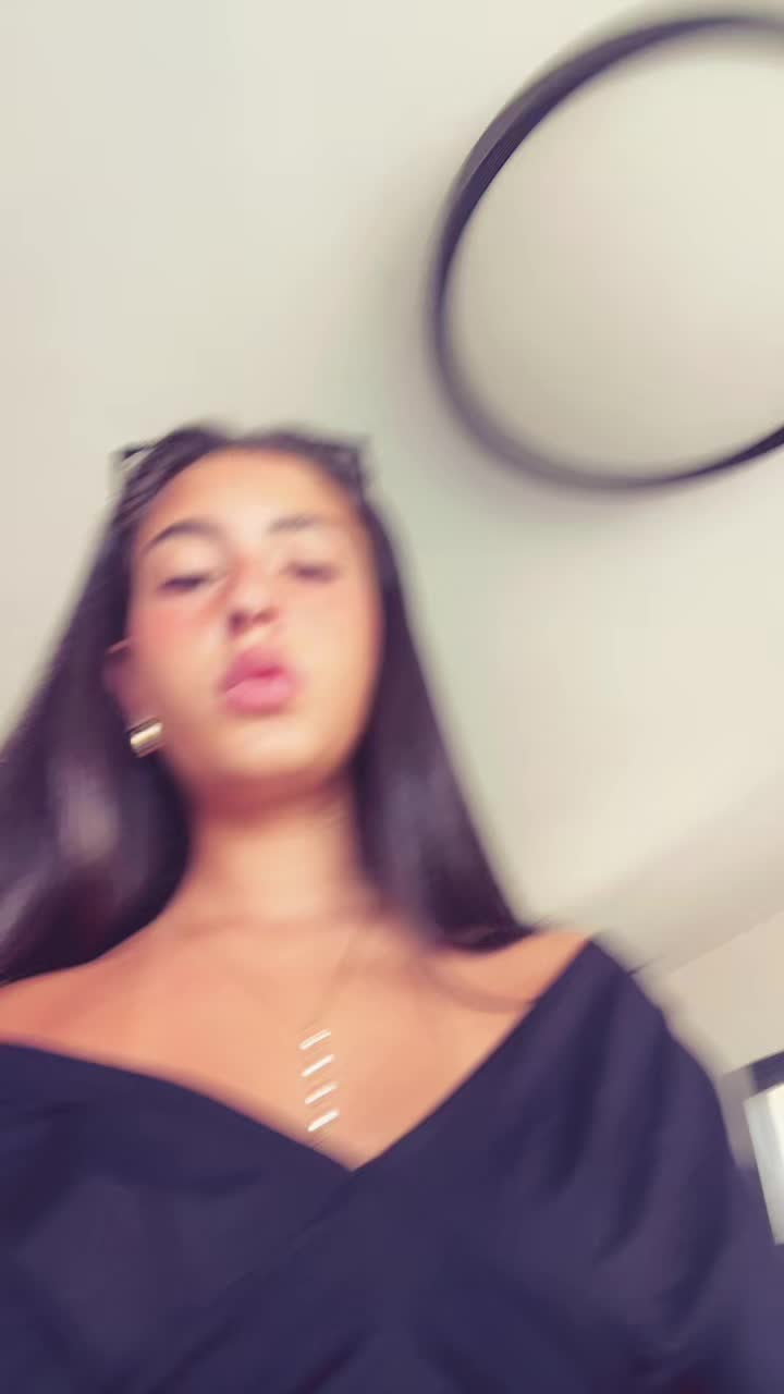 @🍒⭐️🍸🪩🌷💫💋