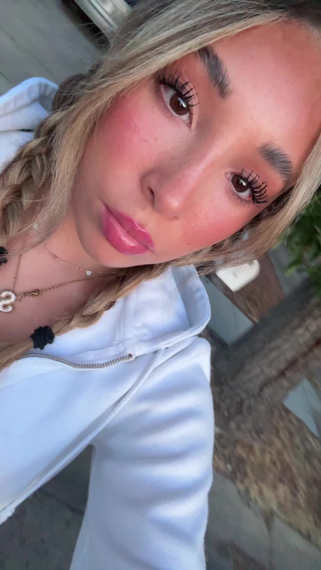 @𝚂𝚊𝚟𝚊𝚗𝚗𝚊𝚑