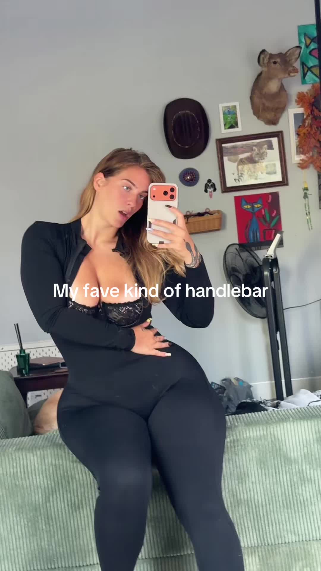 @Sophi