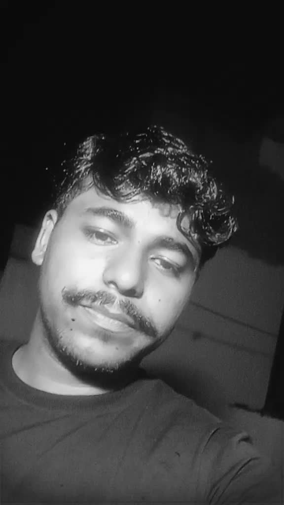 @King of amit  ~{&deg;&bull;}A&D{&bull;&deg;}~