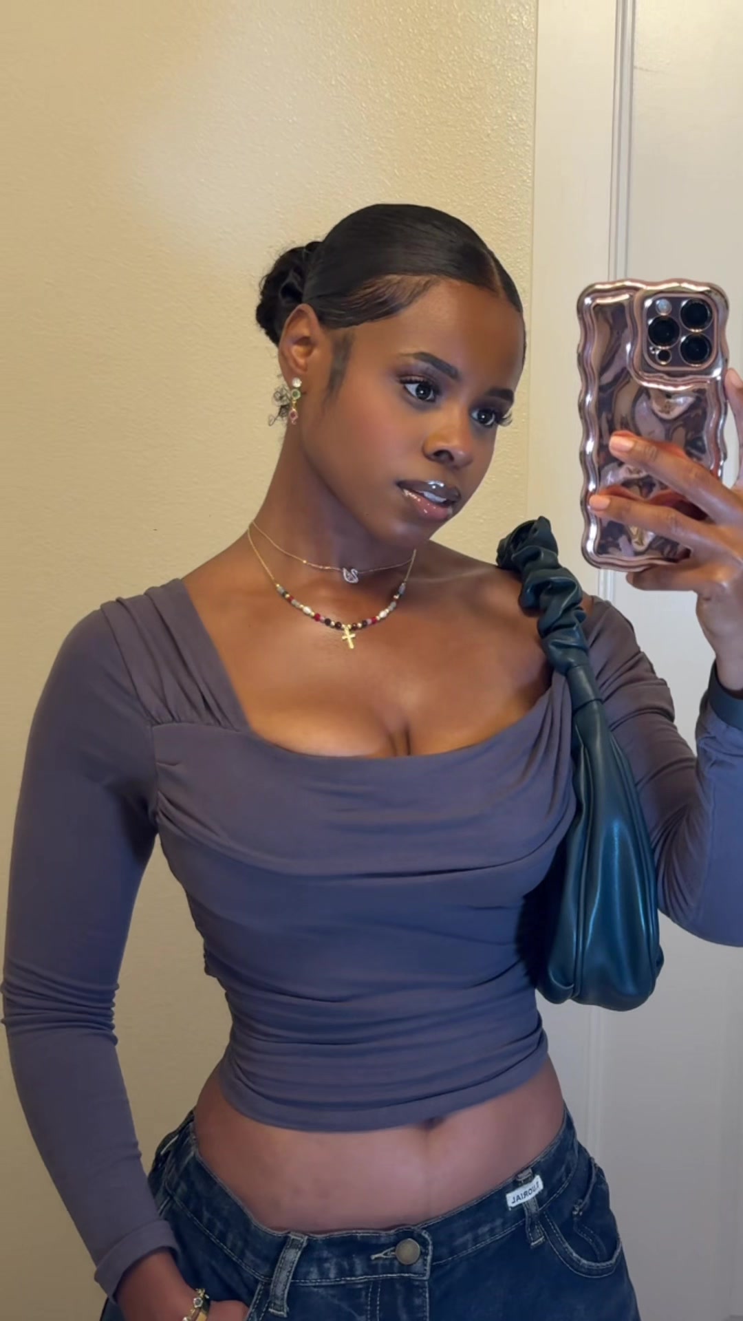 @G0ldenasia