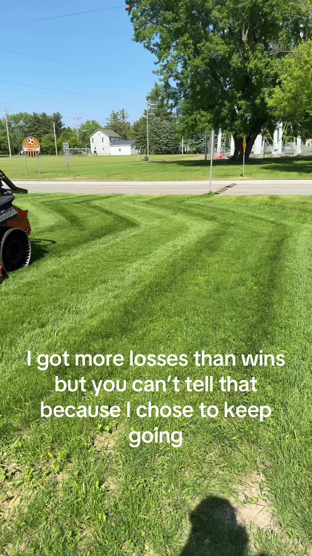 @LEGENDARY LAWNCARE