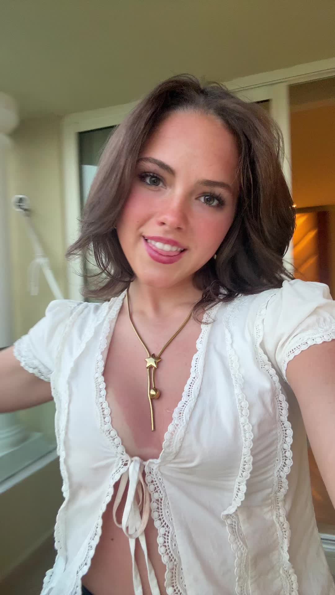 @addienessel