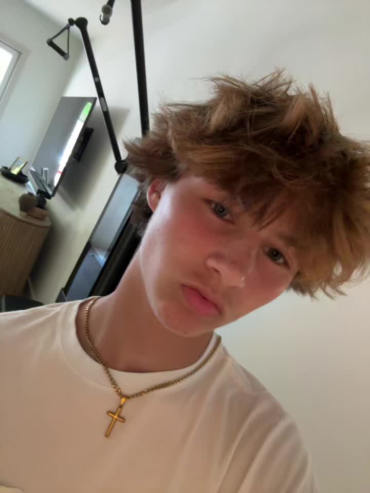 @Charlie 🥥