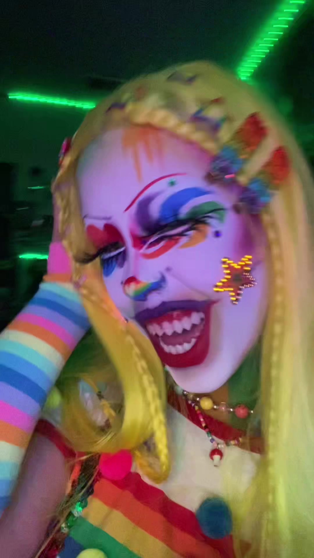 @✰Ditzy The Clown✰