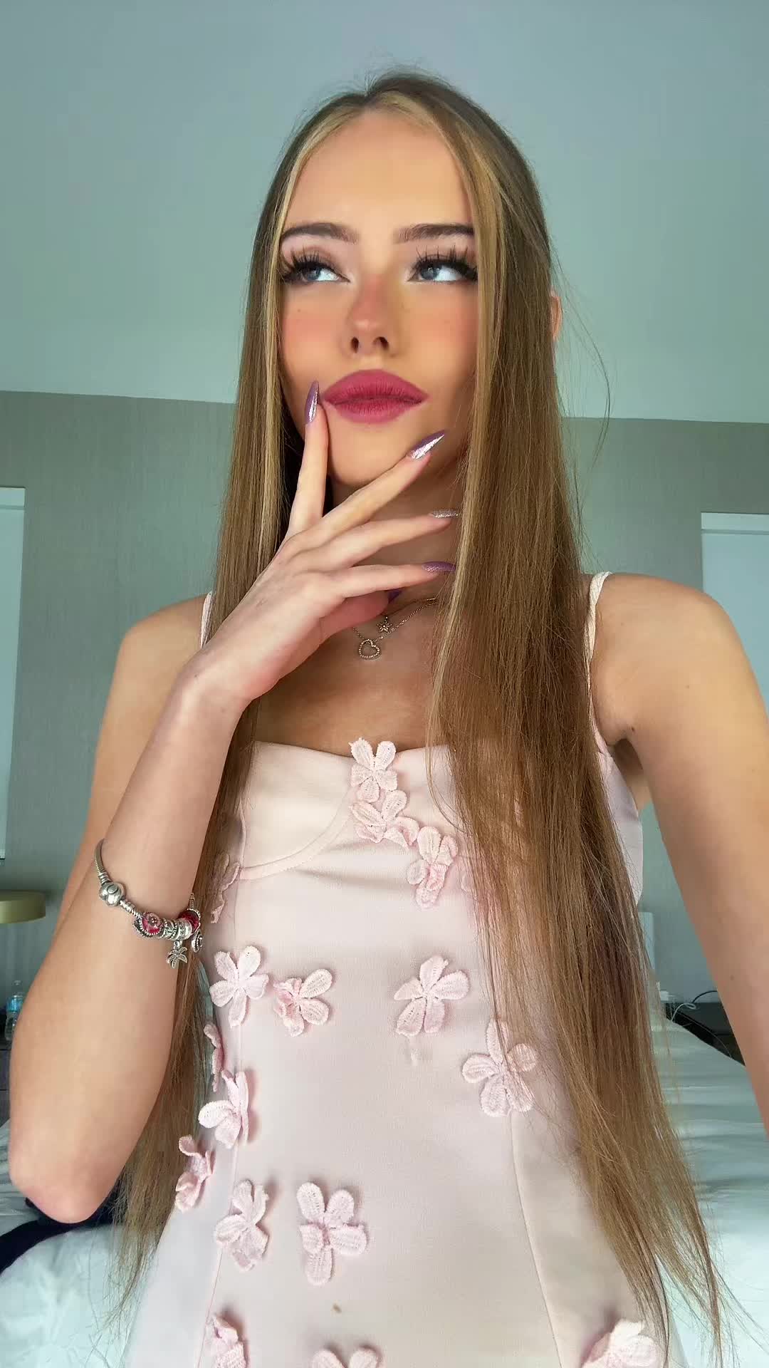 @evangelina_glow