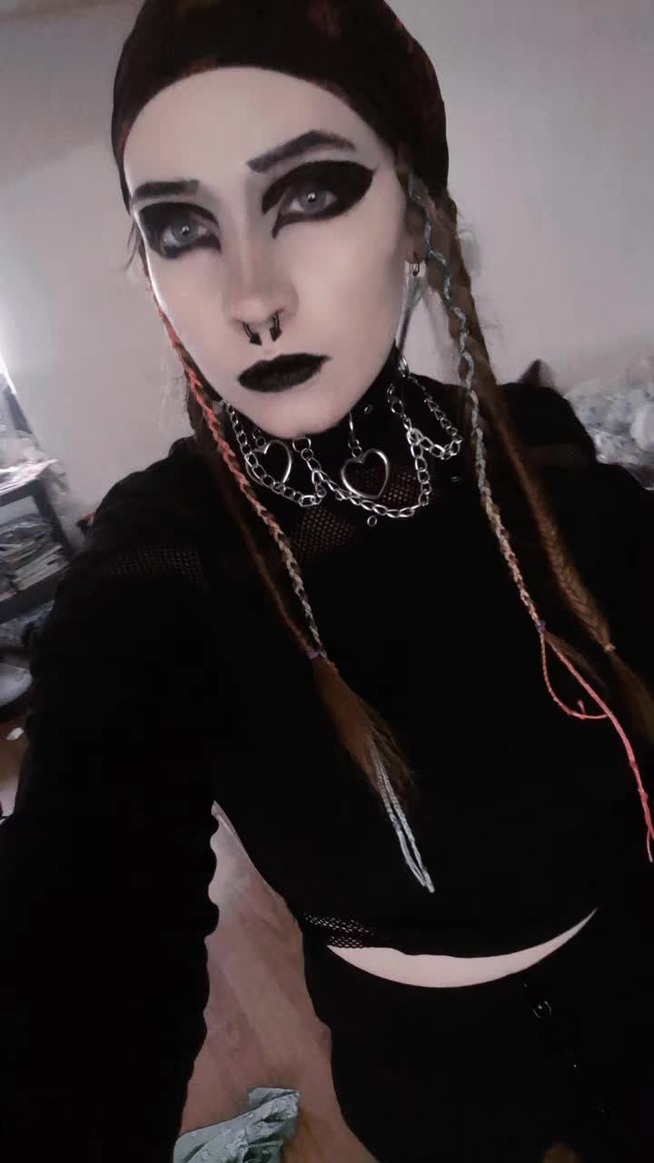 @Love2h8u