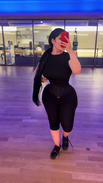 @Nadia Ali 🇵🇰