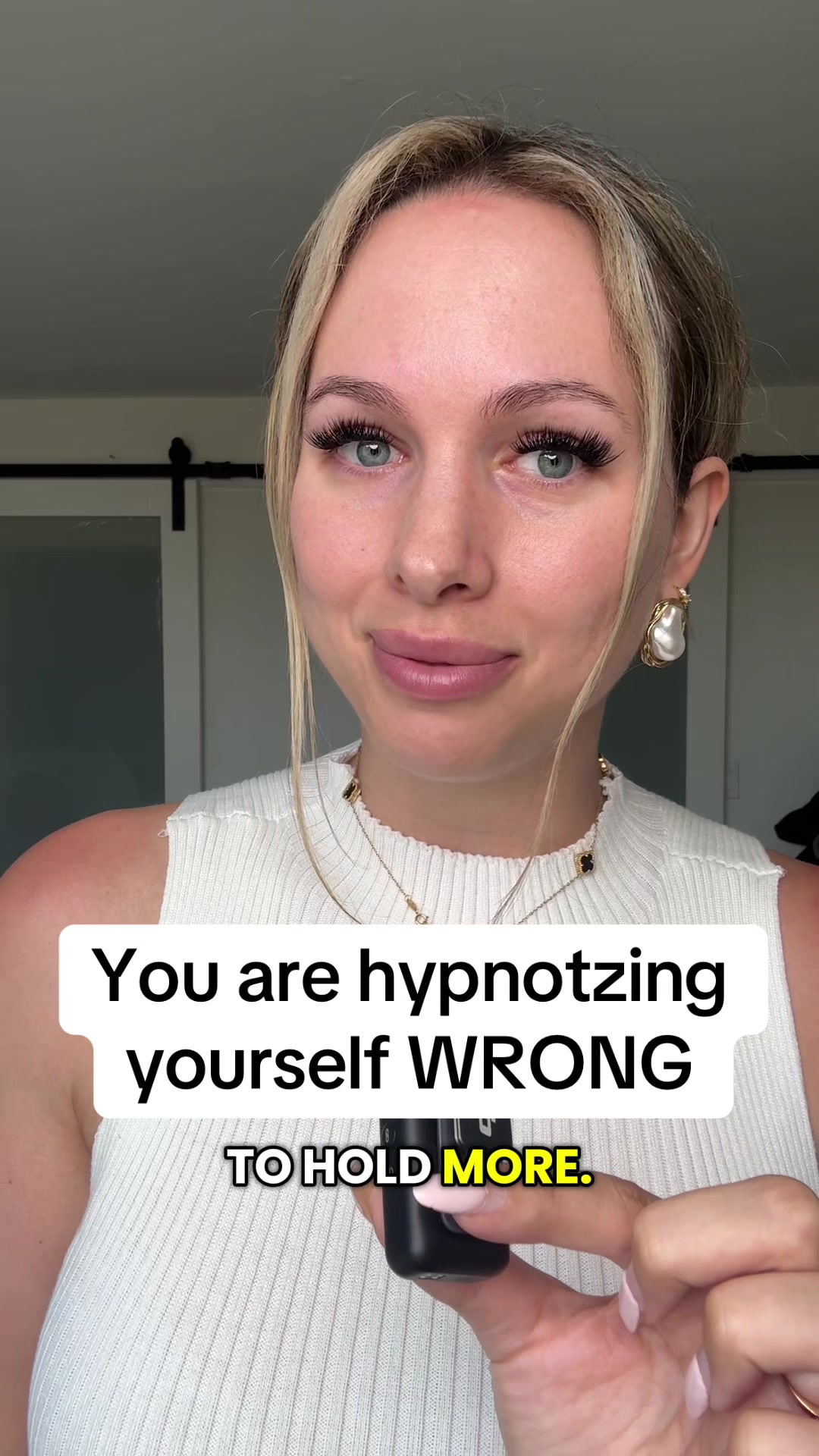@Hypnotist | Julia Hankins