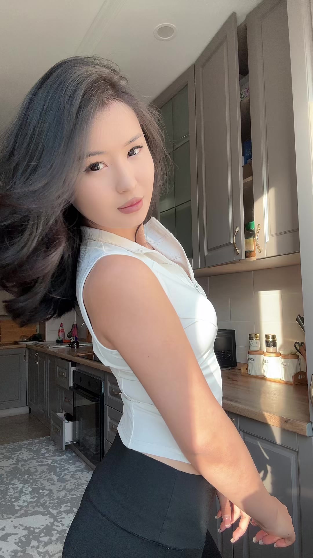 @Zhenisova_alina