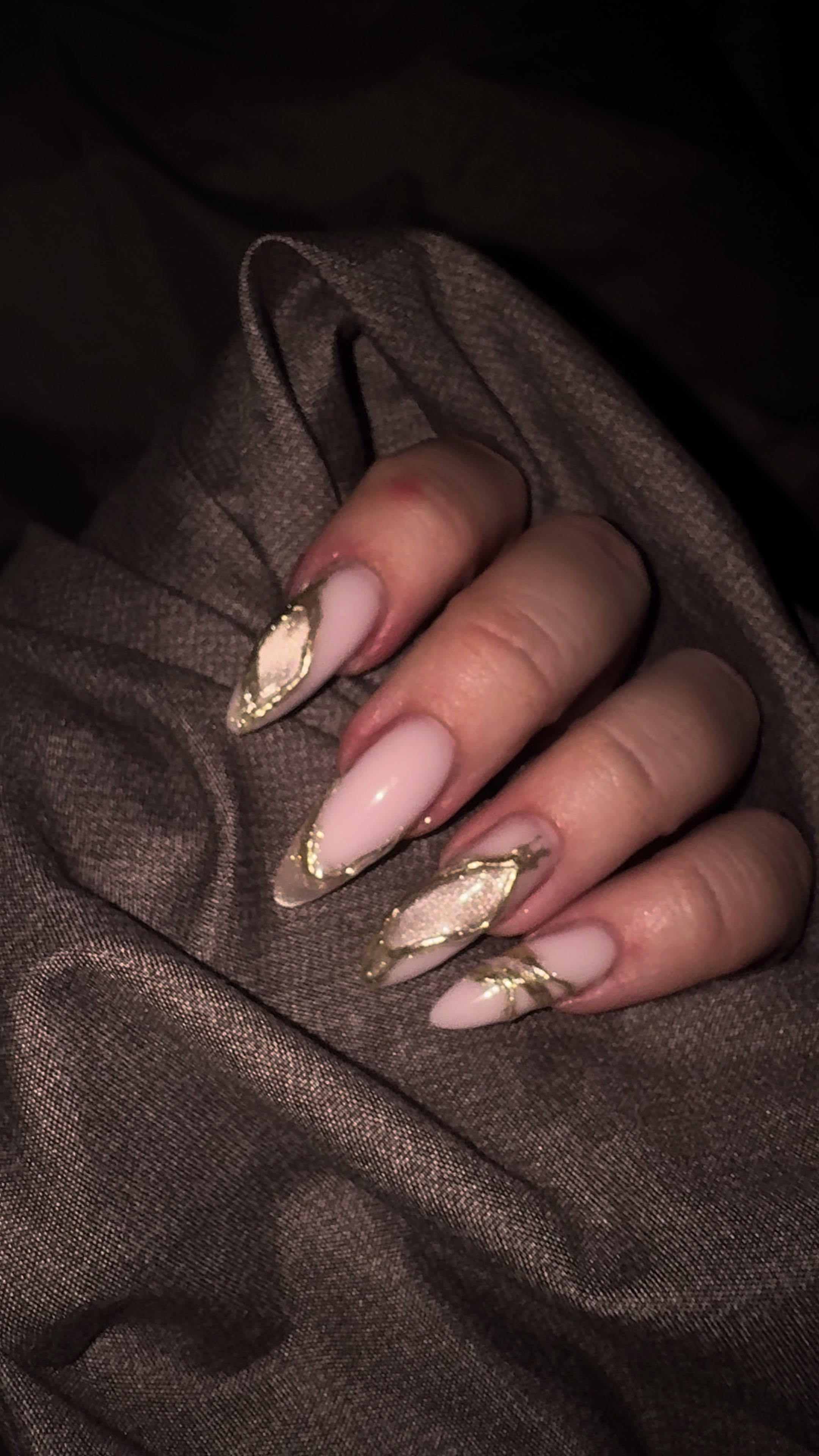 @nadjolino