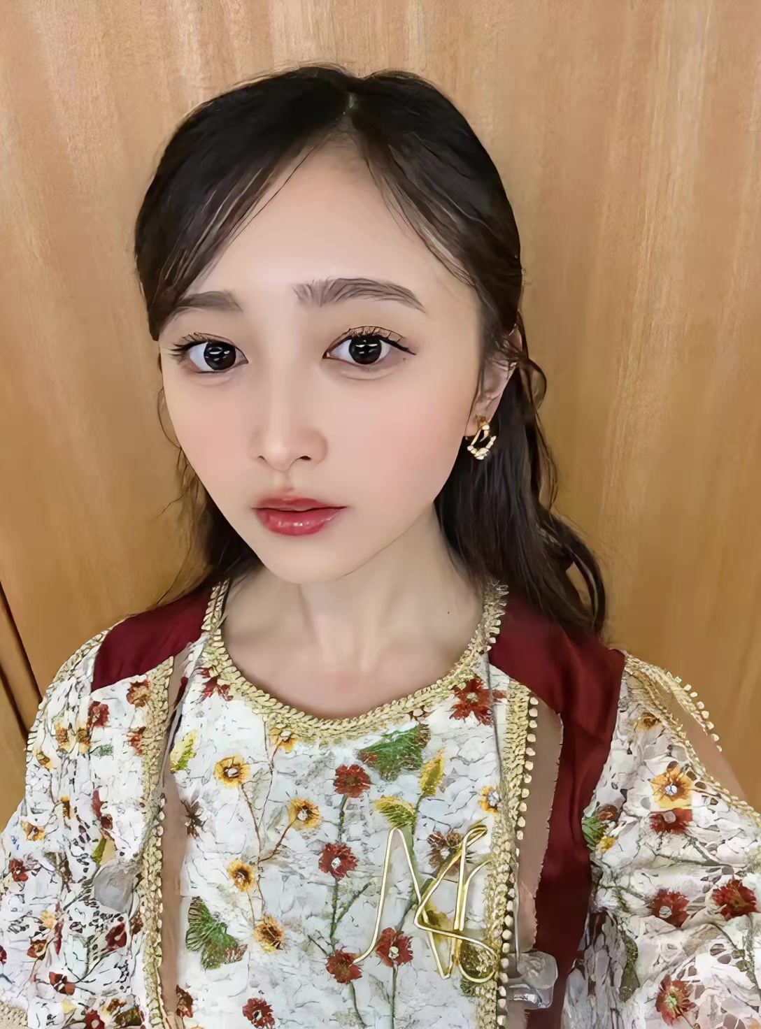 @Hosshy
