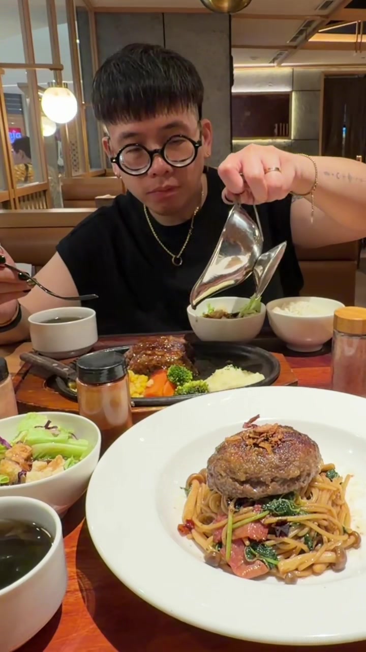 @Aku Makan Yah