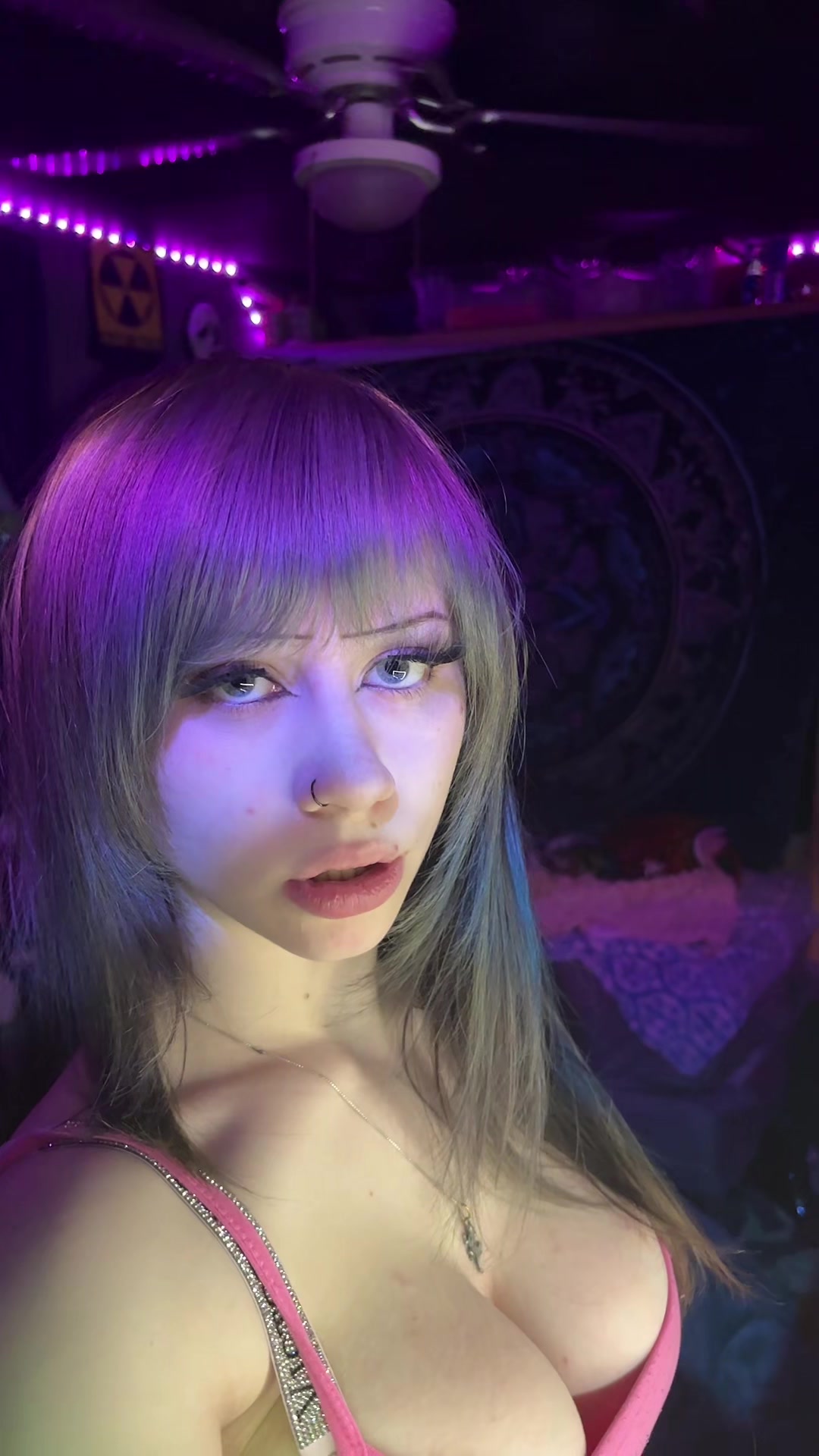 @⛧