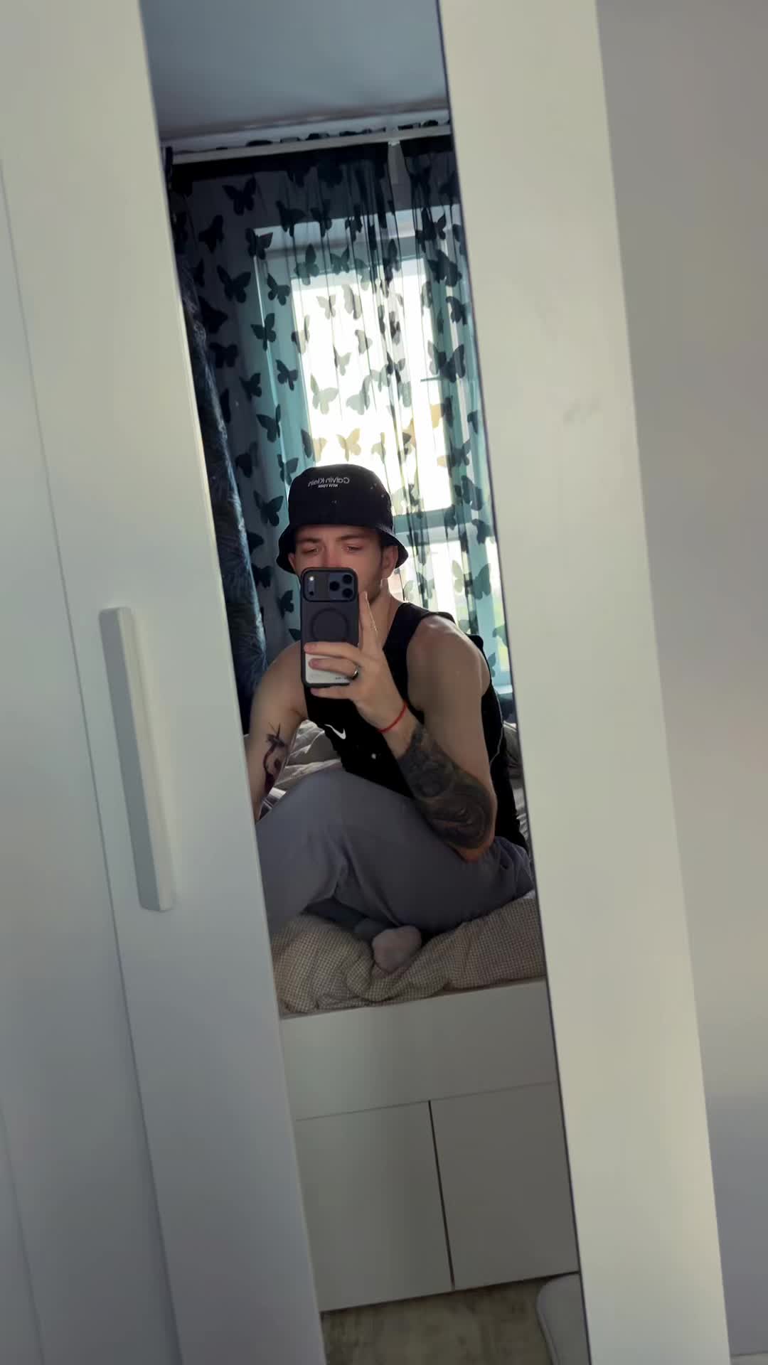 @LEONSTM