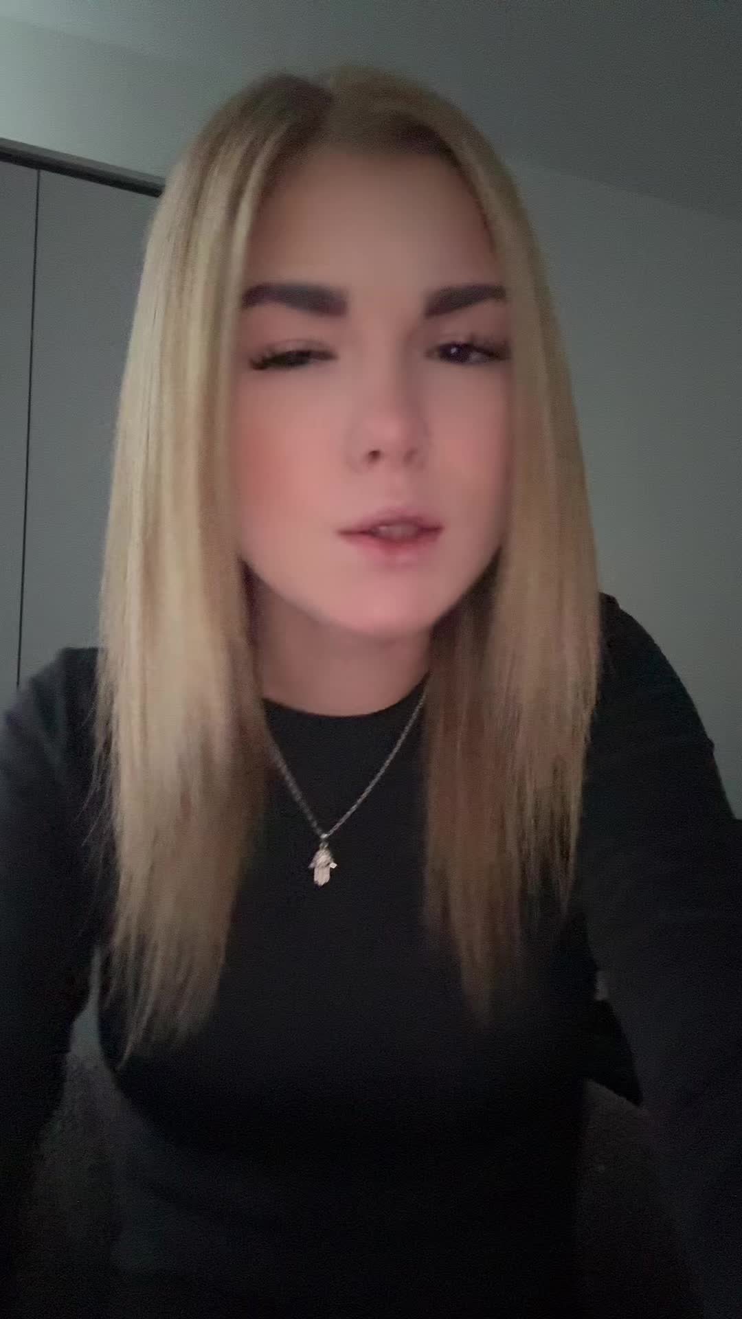 @евкис