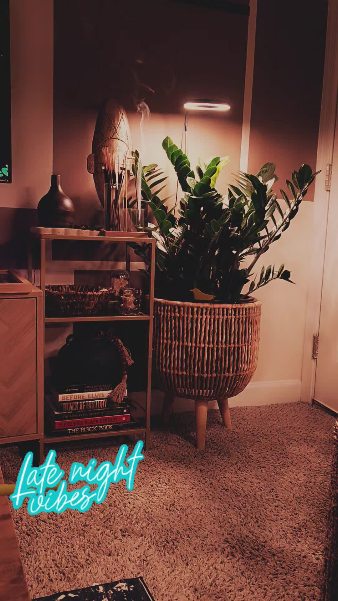@karenlinetteofficial