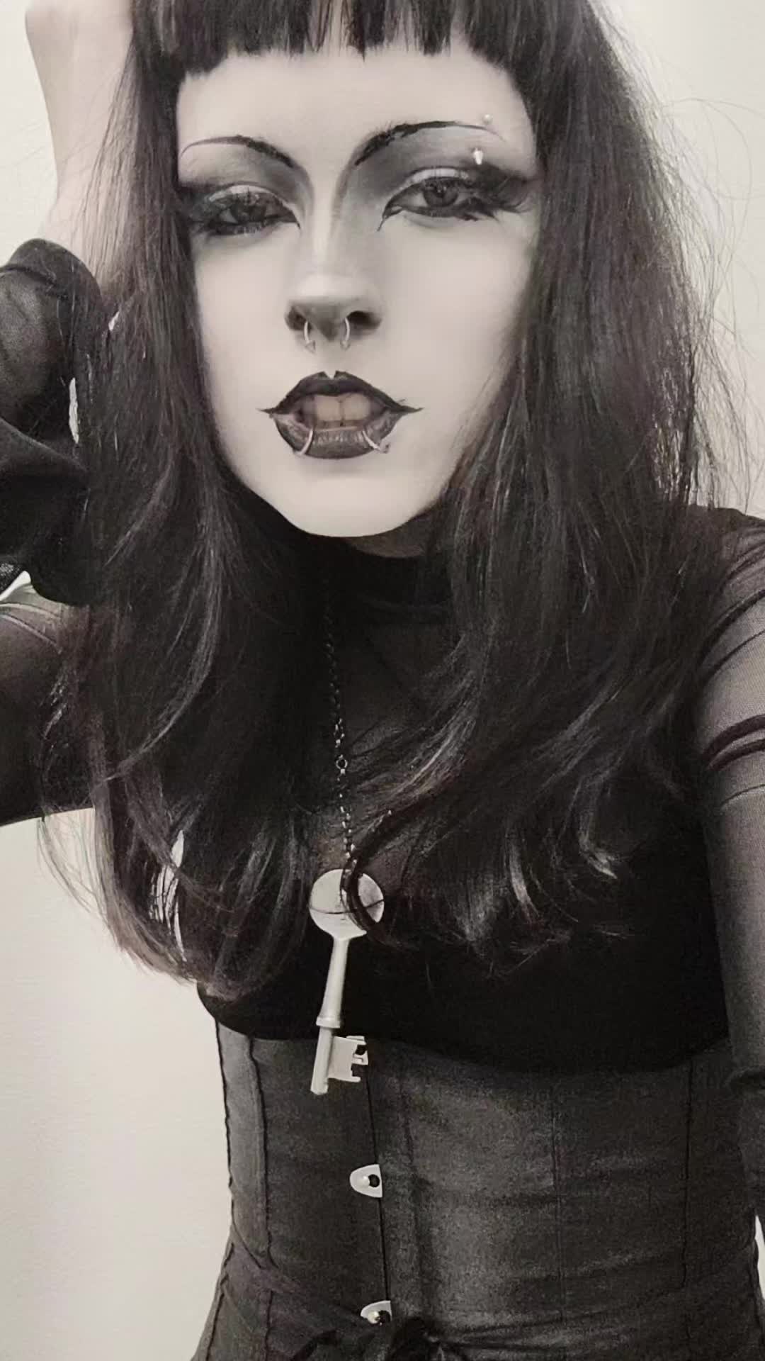 @𝕯𝖗𝖆𝖈𝖚𝖑𝖎𝖓𝖆🦇