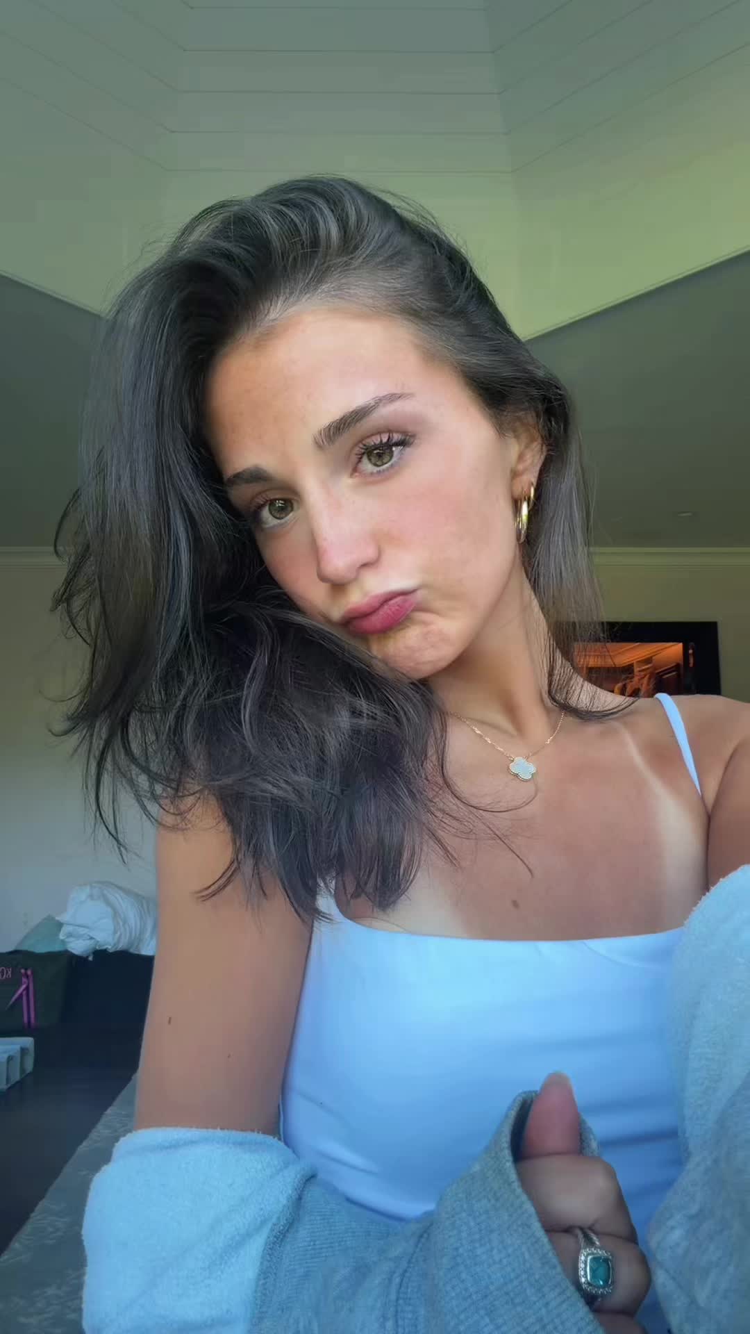 @KAY