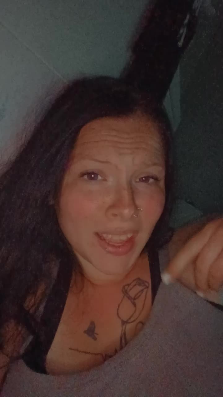 @Twisted_teen_momma22