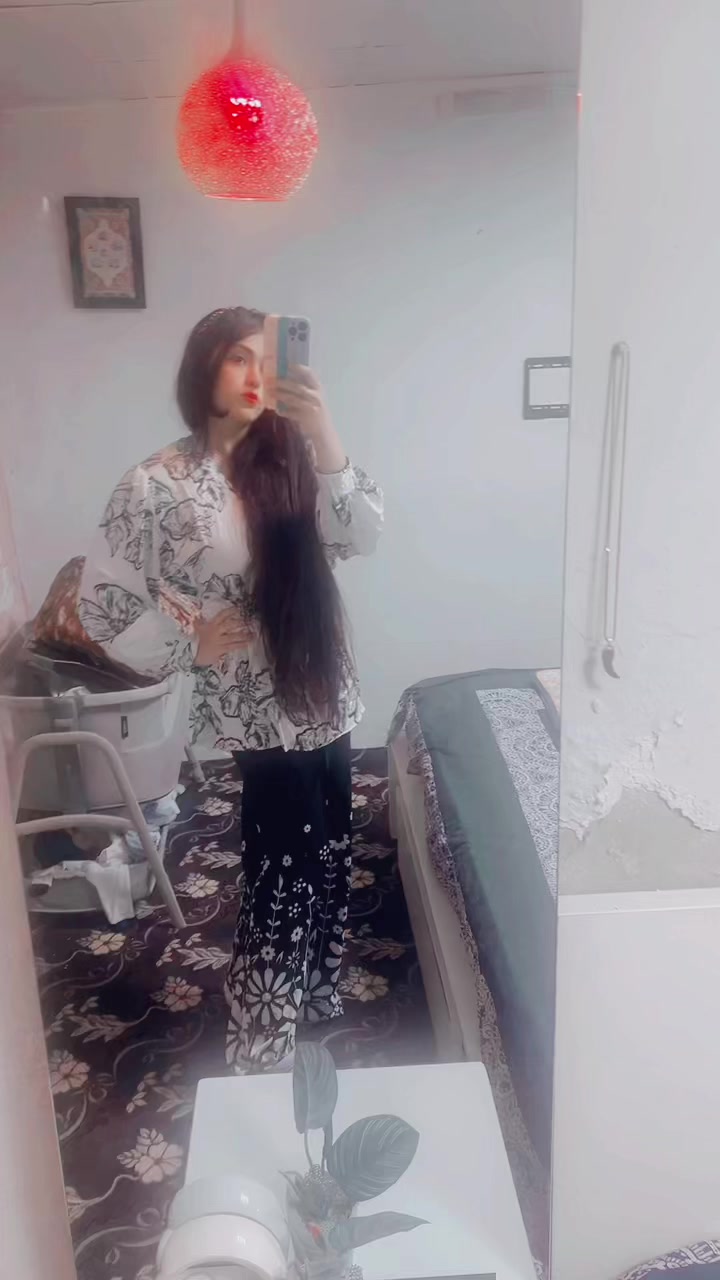 @Sharja Queen💜🧿