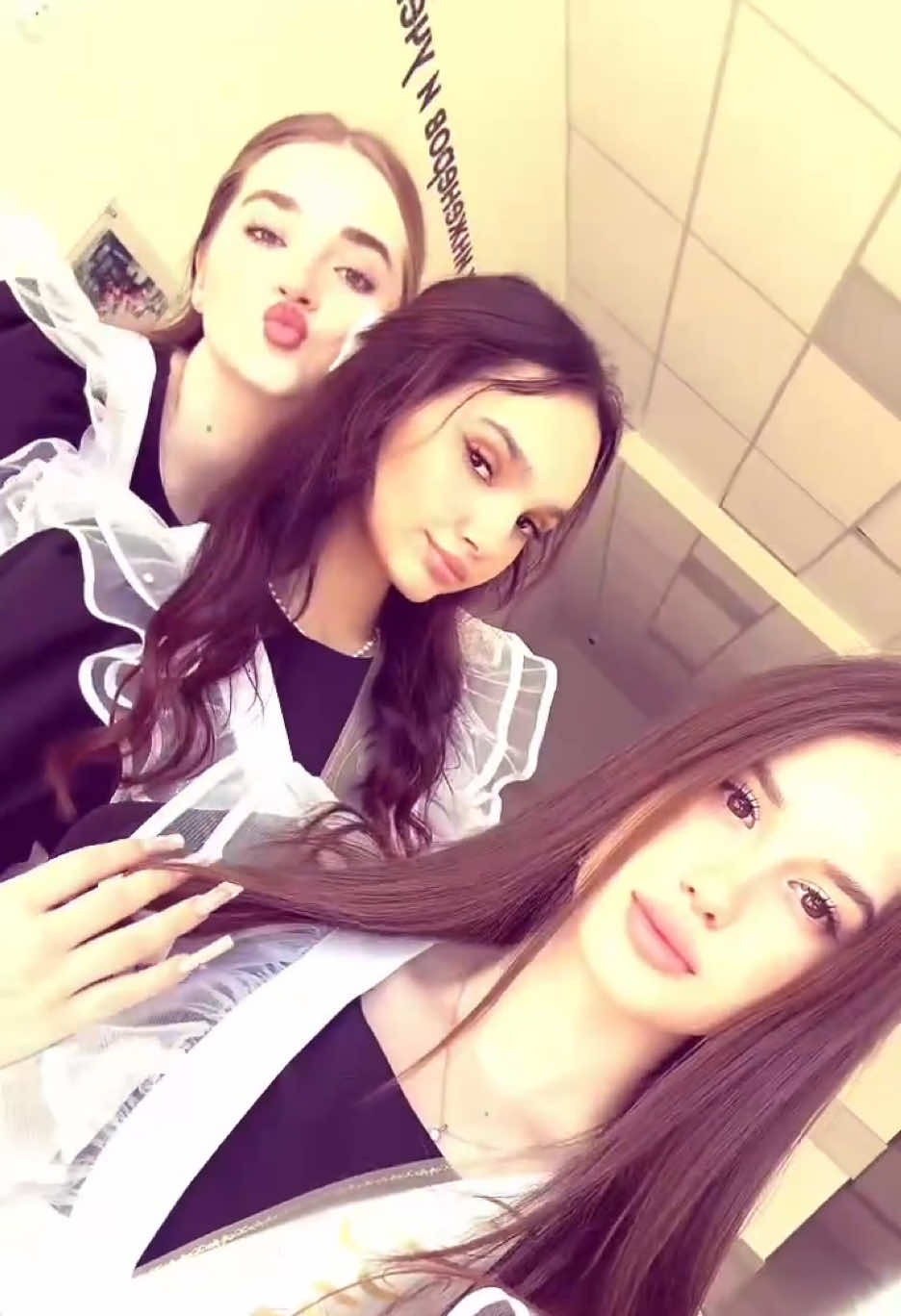 @_angelinabelozerova_