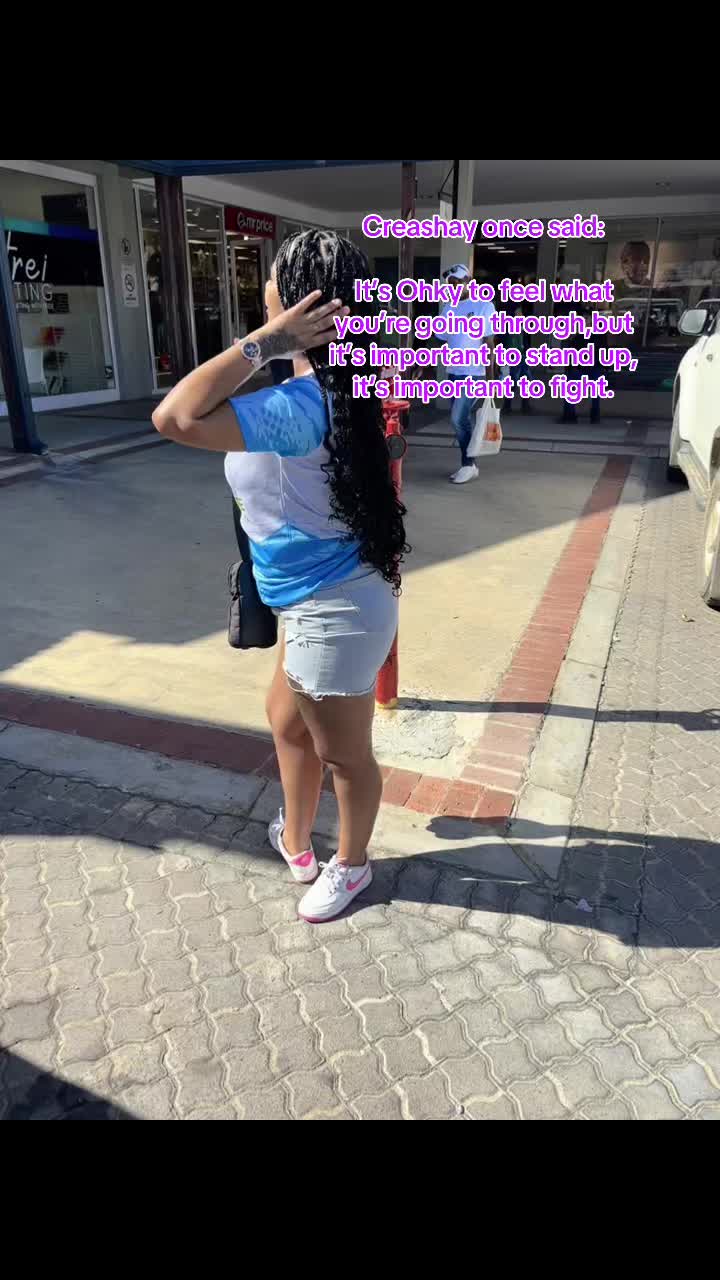@Kate-lynn'Phillips🦋.