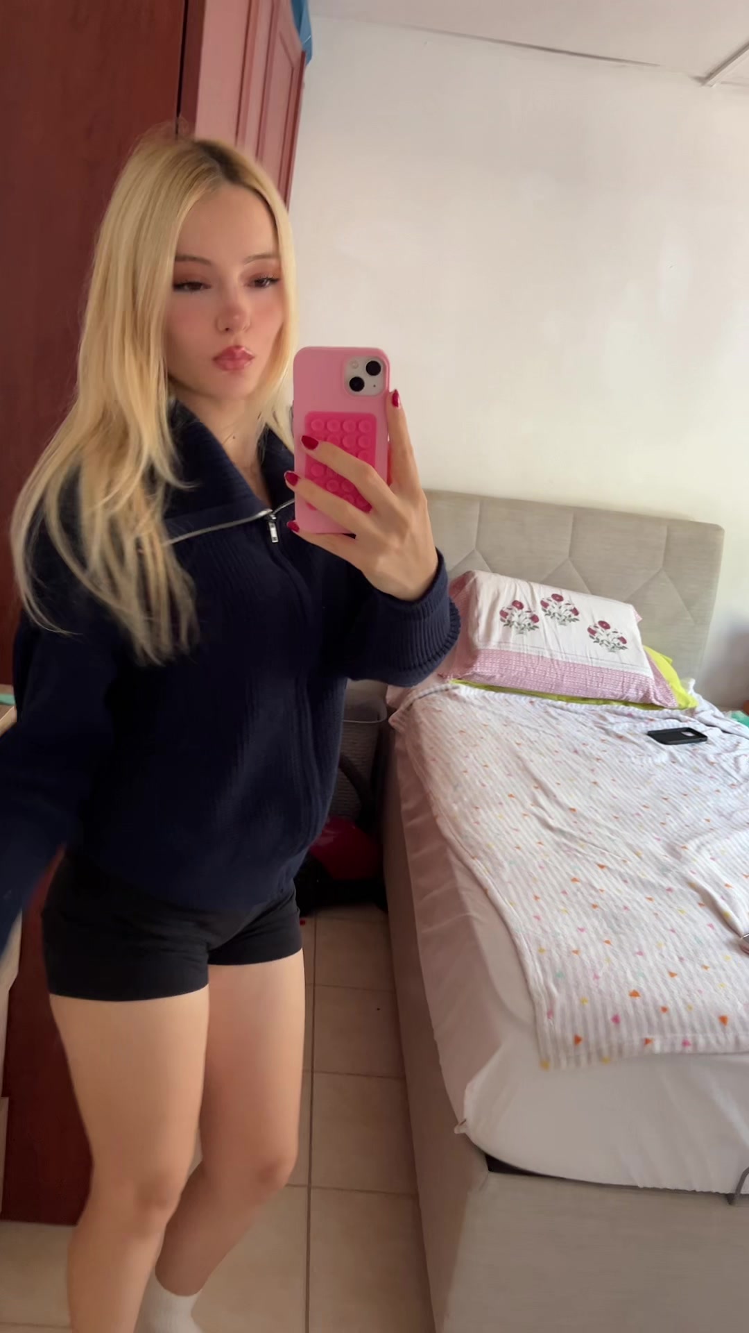 @Ayşenur