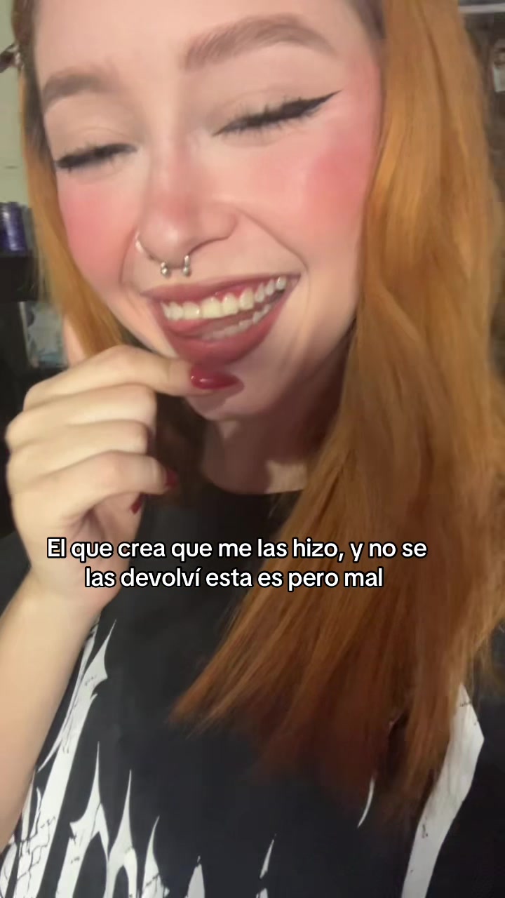 @🖤