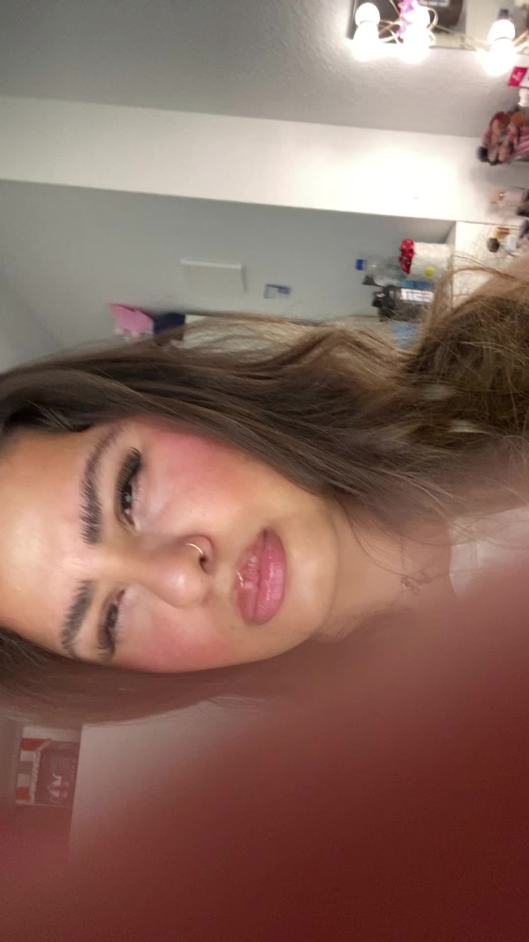@𝕊𝔼𝕃𝕀ℕ🧿