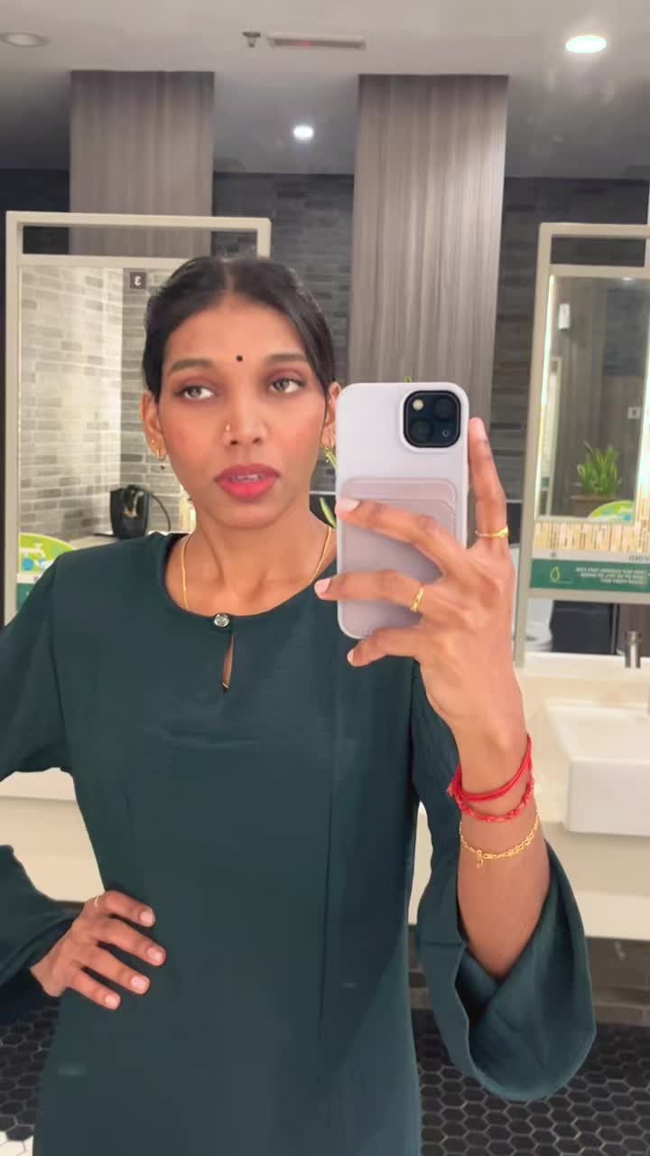 @POOJA🎀