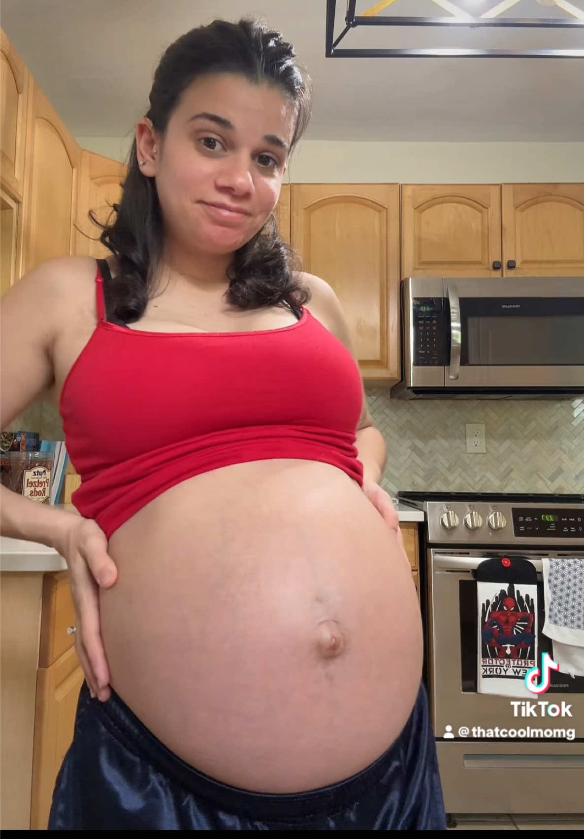 @THATCOOLMOMG