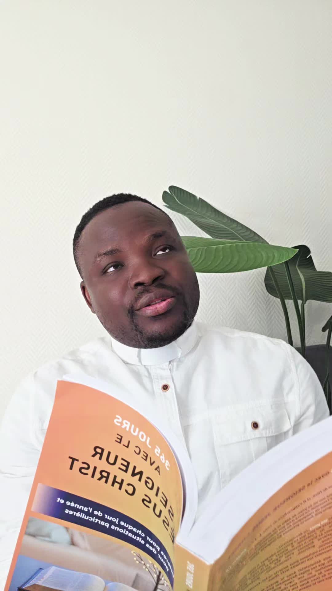 @Padre Pr&eacute;cieux 🇨🇵🇻🇦