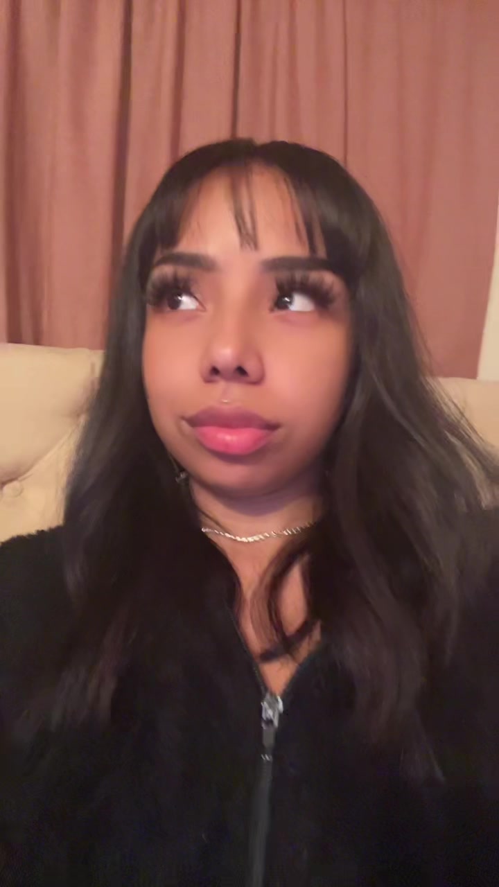 @Valentina👑