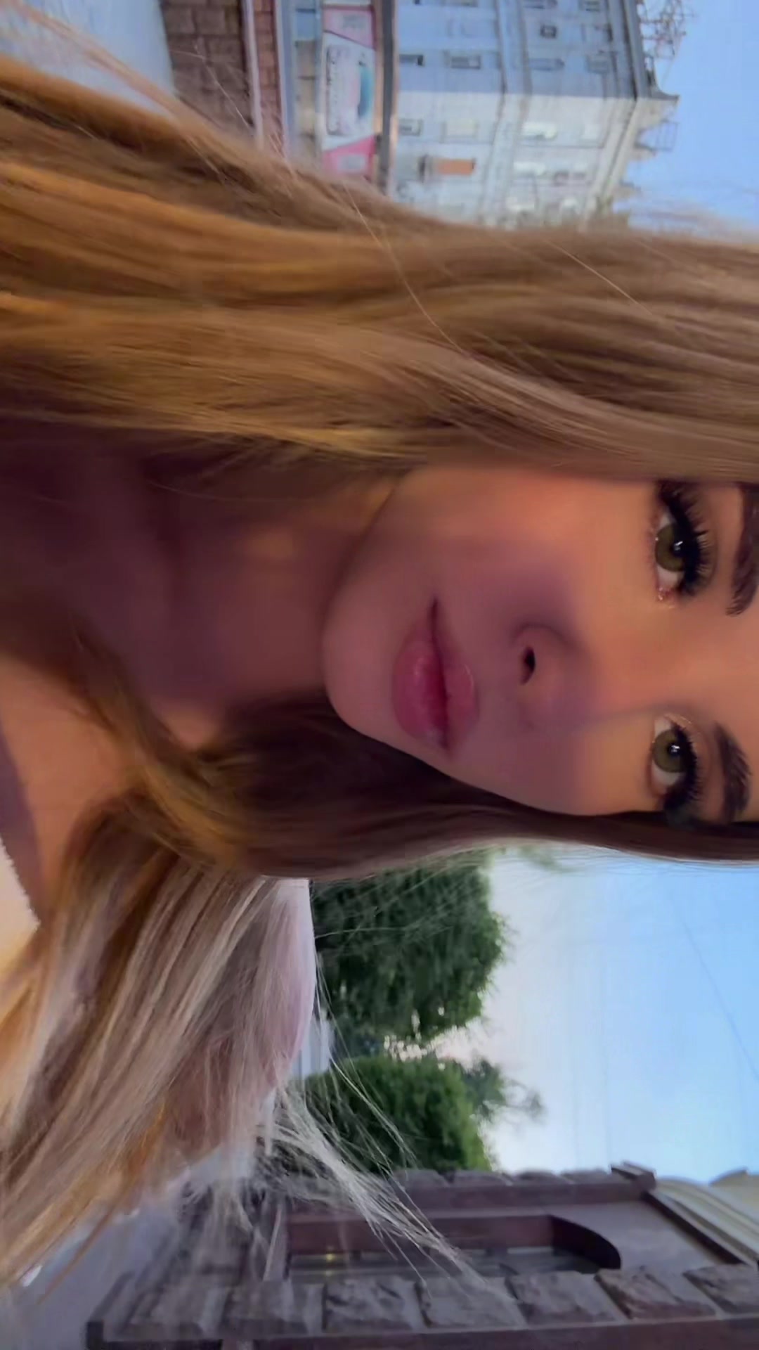 @d