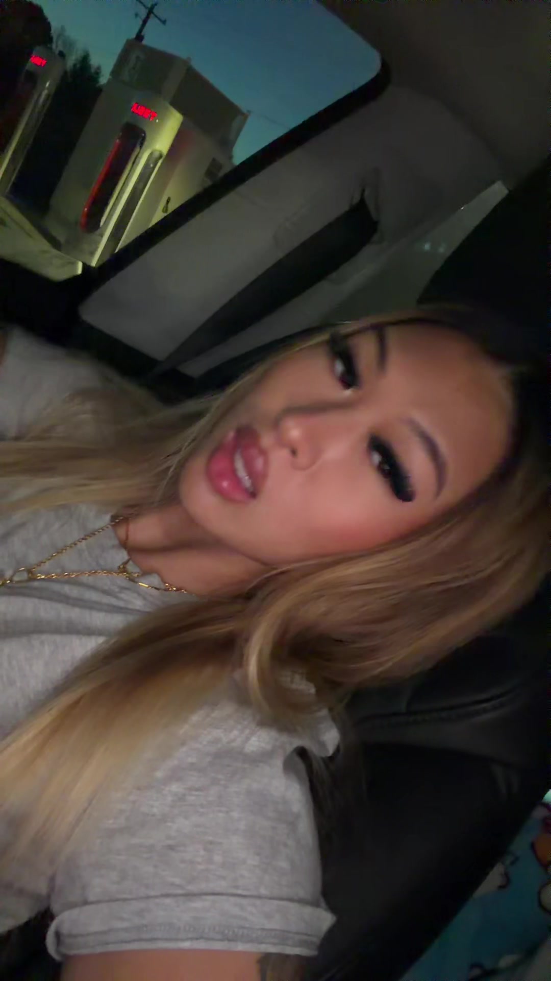 @nini