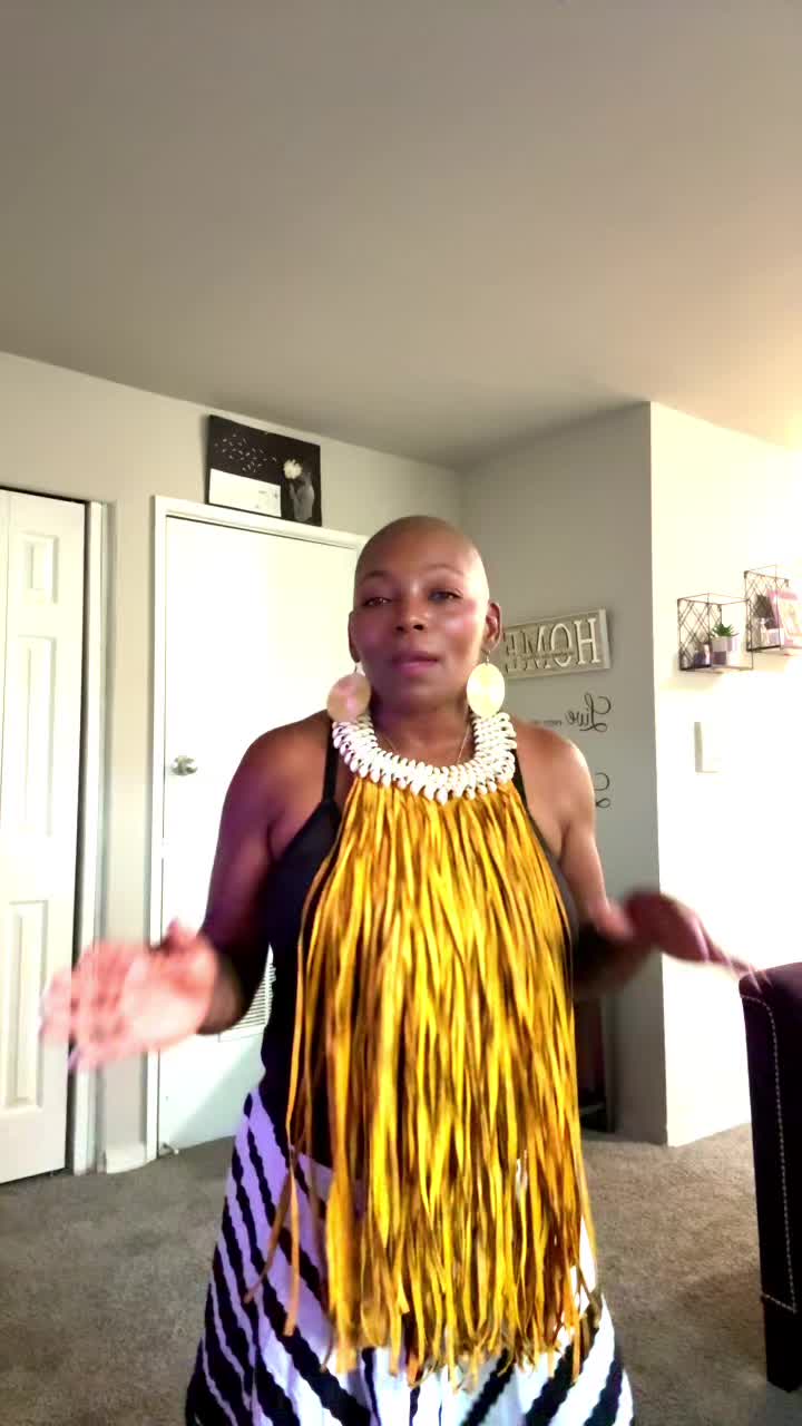 @Lovlyeyez💜